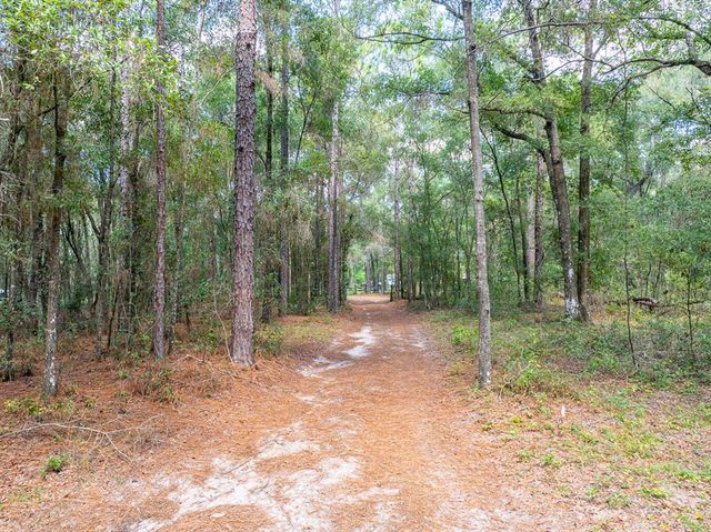 9309 HAPPY TRL, Brooksville, FL 34601