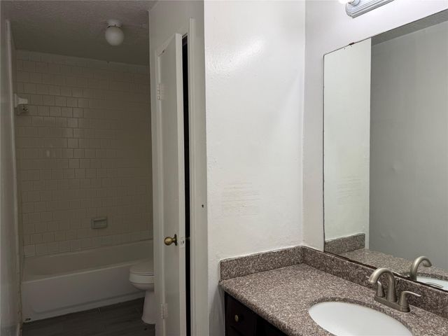 1803 Ripple Creek Drive, Missouri City, TX 77489