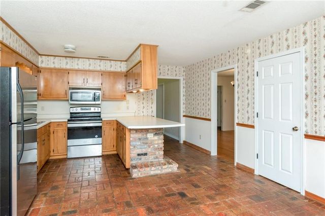 8133 Oak Avenue, Semmes, AL 36575