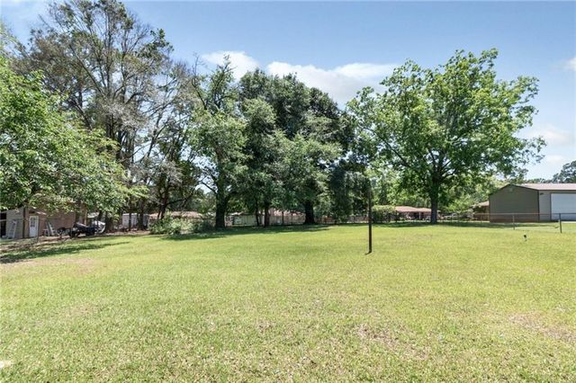 8133 Oak Avenue, Semmes, AL 36575