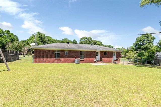 8133 Oak Avenue, Semmes, AL 36575