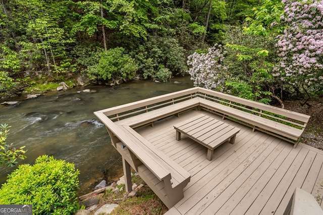 61 River Bend Court, Ellijay, GA 30540