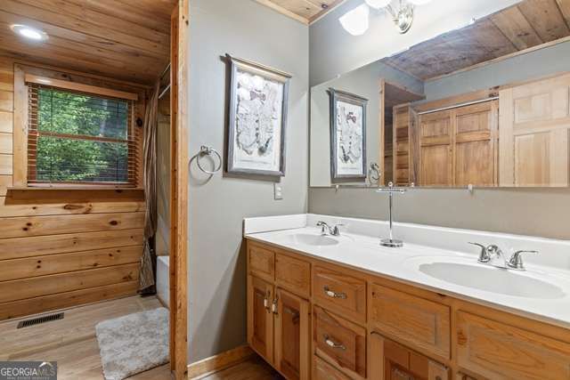 61 River Bend Court, Ellijay, GA 30540