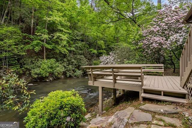 61 River Bend Court, Ellijay, GA 30540