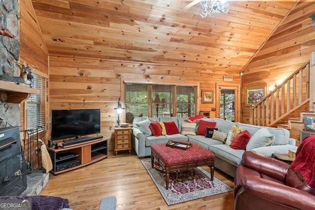 61 River Bend Court, Ellijay, GA 30540