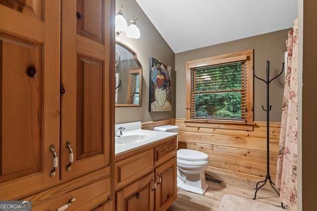 61 River Bend Court, Ellijay, GA 30540