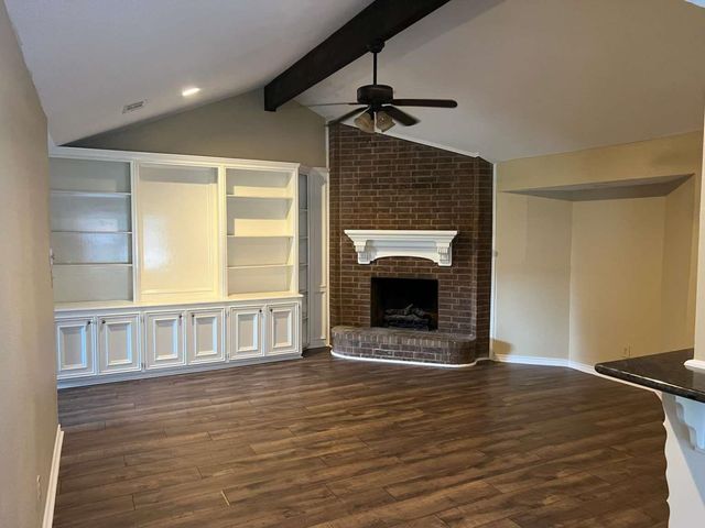 602 Briarclift Lane, Baytown, TX 77521