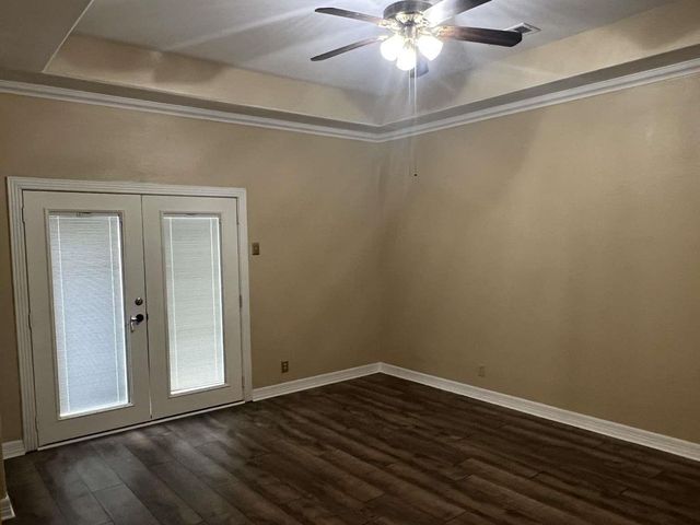 602 Briarclift Lane, Baytown, TX 77521