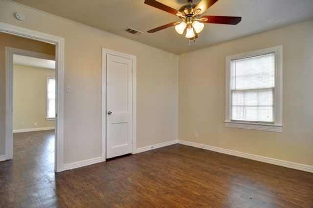 3770 Winfield Avenue, Fort Worth, TX 76109