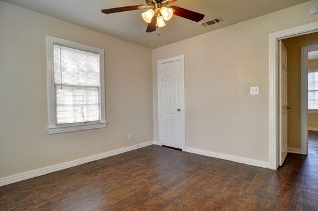3770 Winfield Avenue, Fort Worth, TX 76109