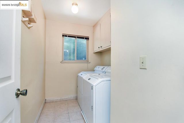 100 Yellowood Pl, Pittsburg, CA 94565