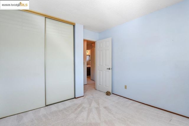 100 Yellowood Pl, Pittsburg, CA 94565