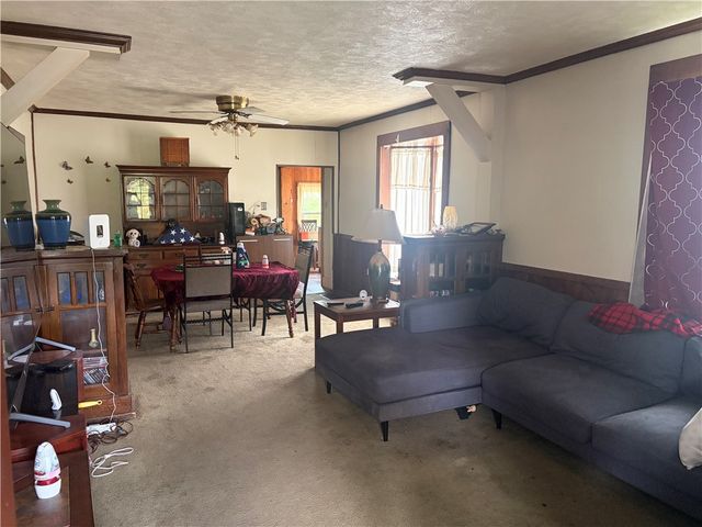 202 Broadway St, West Newton, PA 15089