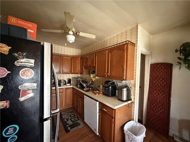 202 Broadway St, West Newton, PA 15089