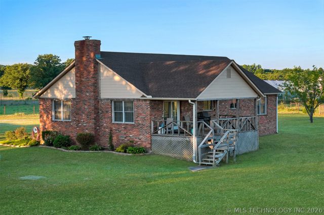 24751 S 200 Road, Henryetta, OK 74437