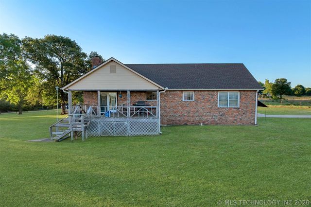 24751 S 200 Road, Henryetta, OK 74437