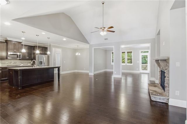 6785 Bransford Drive, Cumming, GA 30040