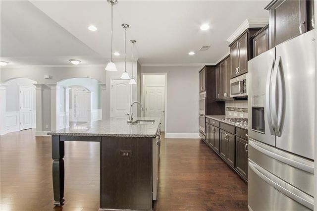 6785 Bransford Drive, Cumming, GA 30040