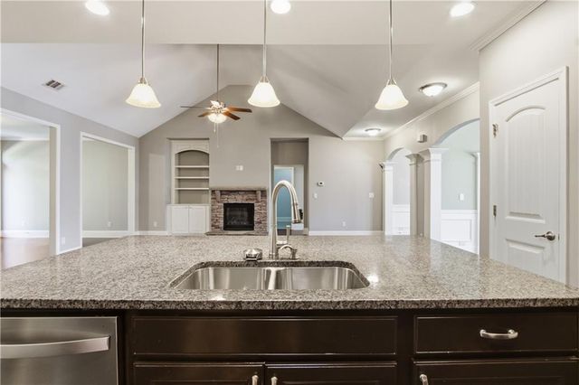 6785 Bransford Drive, Cumming, GA 30040