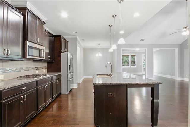 6785 Bransford Drive, Cumming, GA 30040