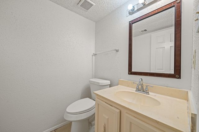 7719 Miller Glen Lane, Houston, TX 77072