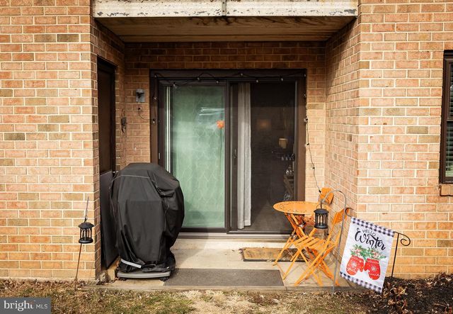 1508 VALLEY DR, West Chester, PA 19382