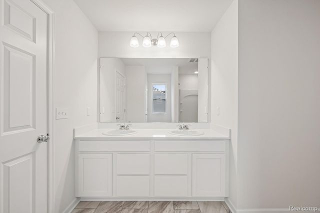 34427 Starling, Chesterfield Township, MI 48047