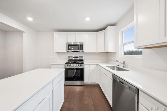 34427 Starling, Chesterfield Township, MI 48047