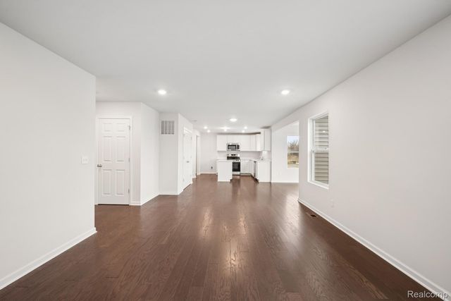 34427 Starling, Chesterfield Township, MI 48047