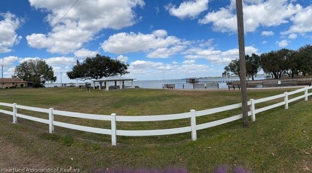 704 Catfish Creek Road, Lake Placid, FL 33852