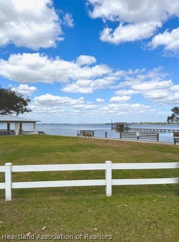 704 Catfish Creek Road, Lake Placid, FL 33852