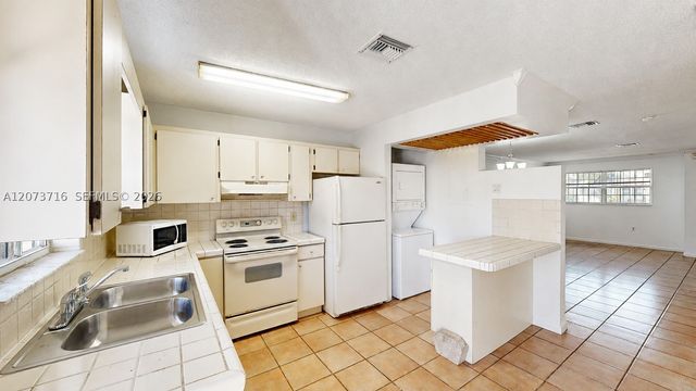 6415 SW 129th Pl 2403, Miami, FL 33183