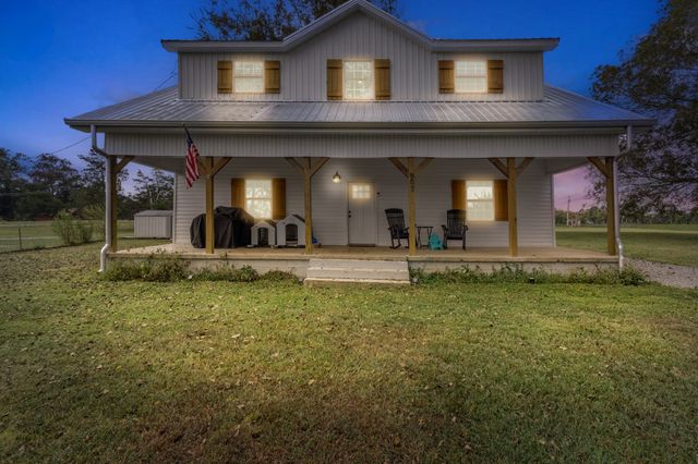 607 Old Columbia Rd, Unionville, TN 37180