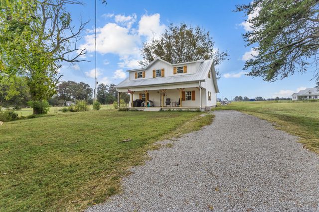 607 Old Columbia Rd, Unionville, TN 37180