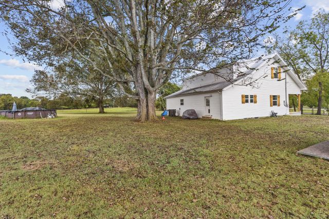 607 Old Columbia Rd, Unionville, TN 37180