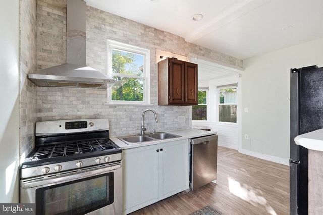 605 ETHAN ALLEN AVE, Takoma Park, MD 20912
