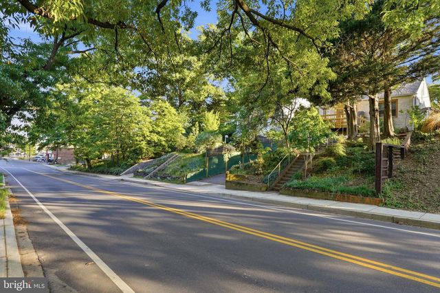605 ETHAN ALLEN AVE, Takoma Park, MD 20912
