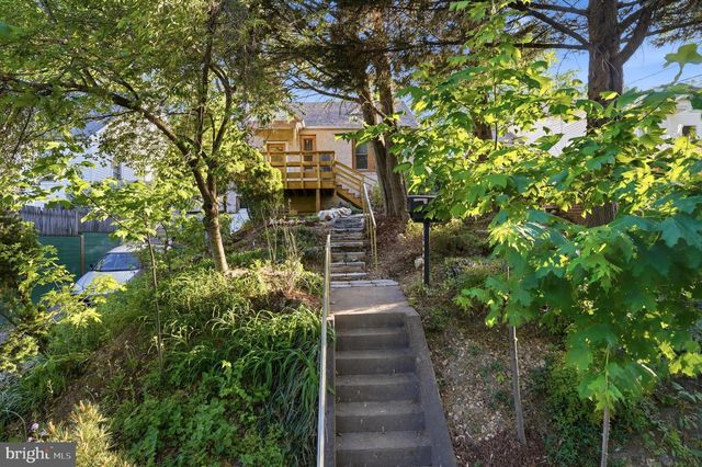 605 ETHAN ALLEN AVE, Takoma Park, MD 20912