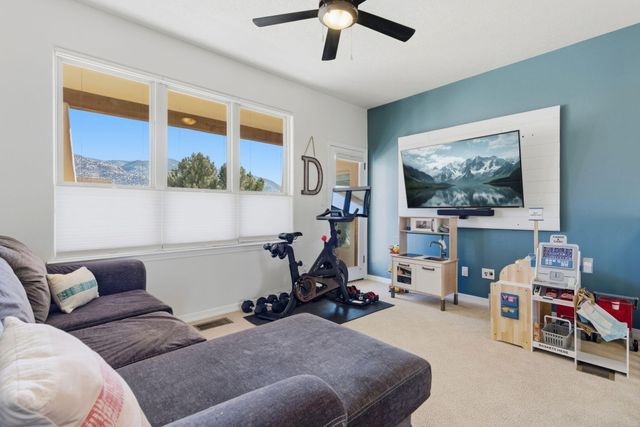 6316 Calla Lily Circle NE, Albuquerque, NM 87111