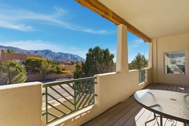 6316 Calla Lily Circle NE, Albuquerque, NM 87111