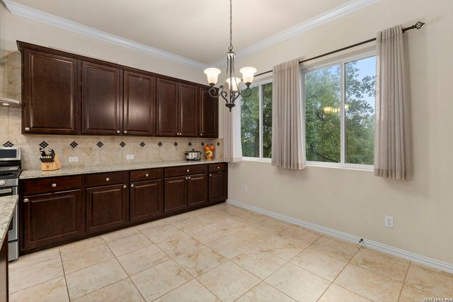 2106 Silent Fox, San Antonio, TX 78260