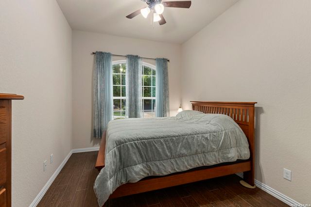 2106 Silent Fox, San Antonio, TX 78260