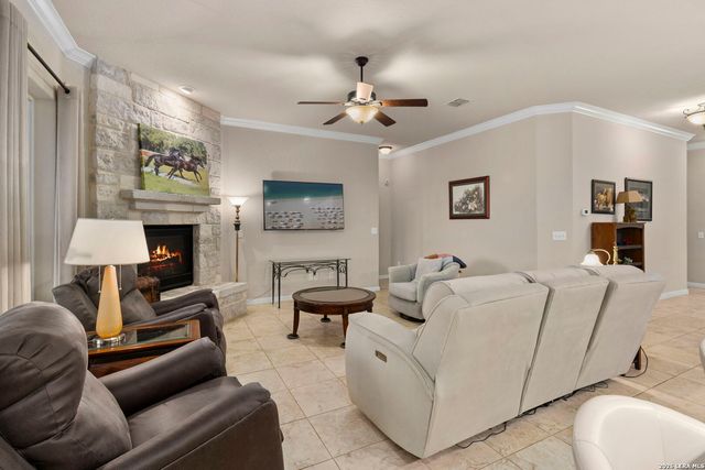 2106 Silent Fox, San Antonio, TX 78260