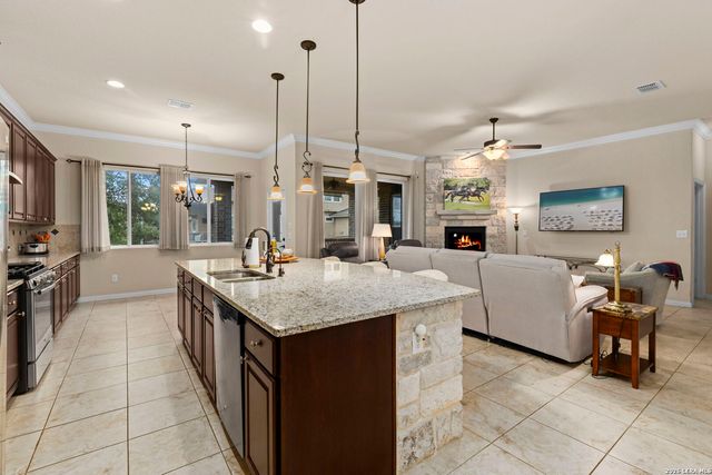 2106 Silent Fox, San Antonio, TX 78260