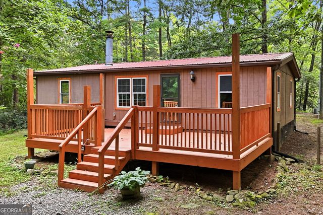 204 Dover Chapel Terrace, Ellijay, GA 30540