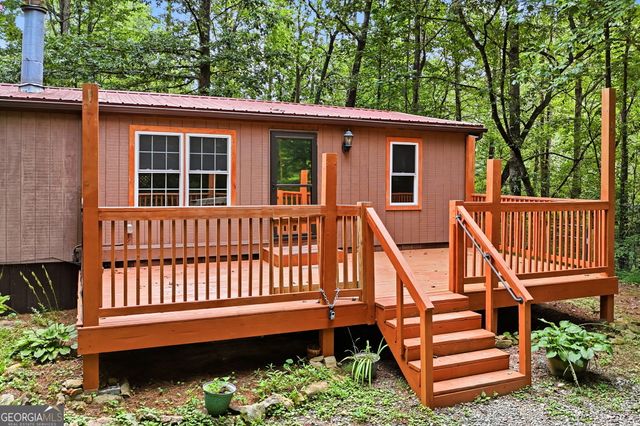 204 Dover Chapel Terrace, Ellijay, GA 30540