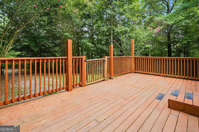 204 Dover Chapel Terrace, Ellijay, GA 30540