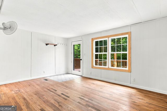 204 Dover Chapel Terrace, Ellijay, GA 30540
