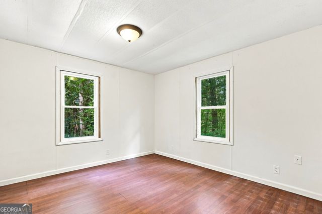 204 Dover Chapel Terrace, Ellijay, GA 30540