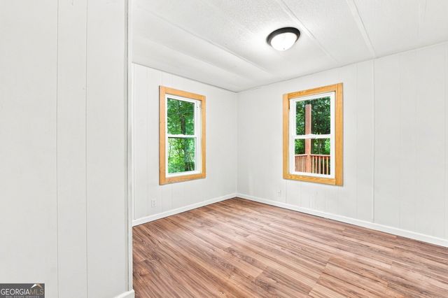 204 Dover Chapel Terrace, Ellijay, GA 30540